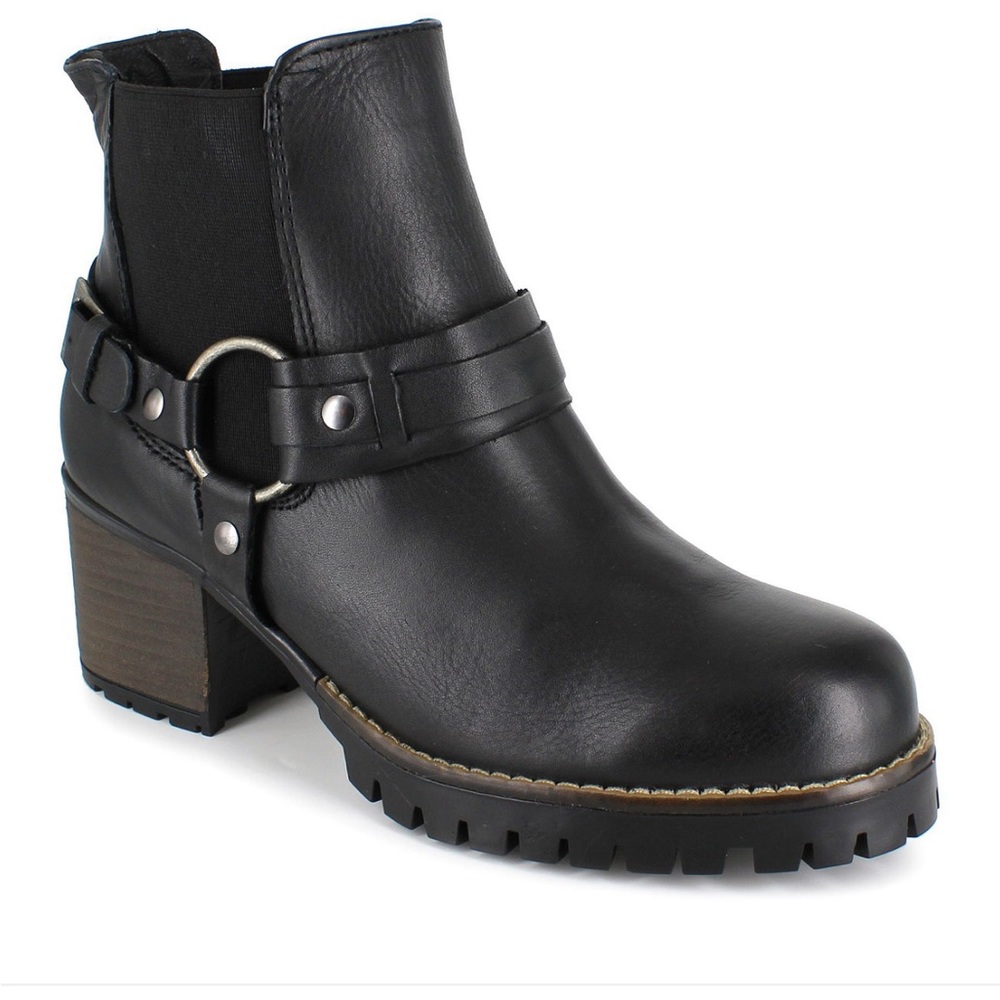 Artisan by Zigi Yolanda Leather Biker Bootie